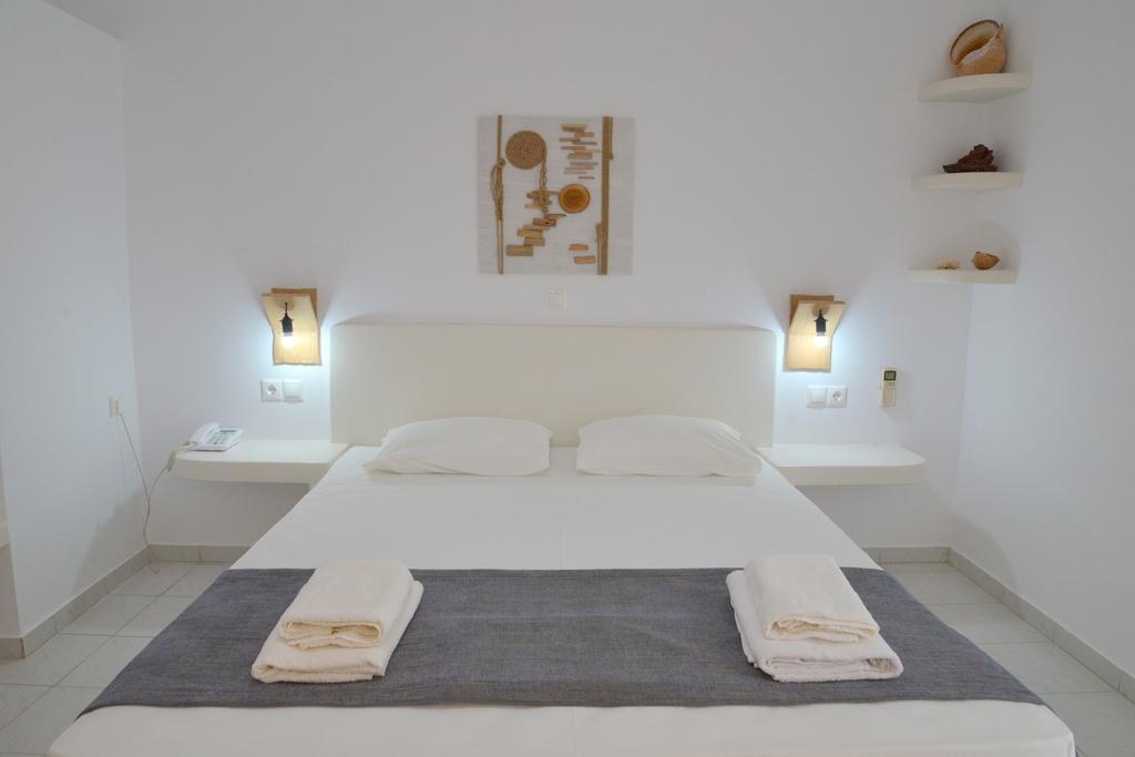 Corali Hotel Adamantas  Bagian luar foto