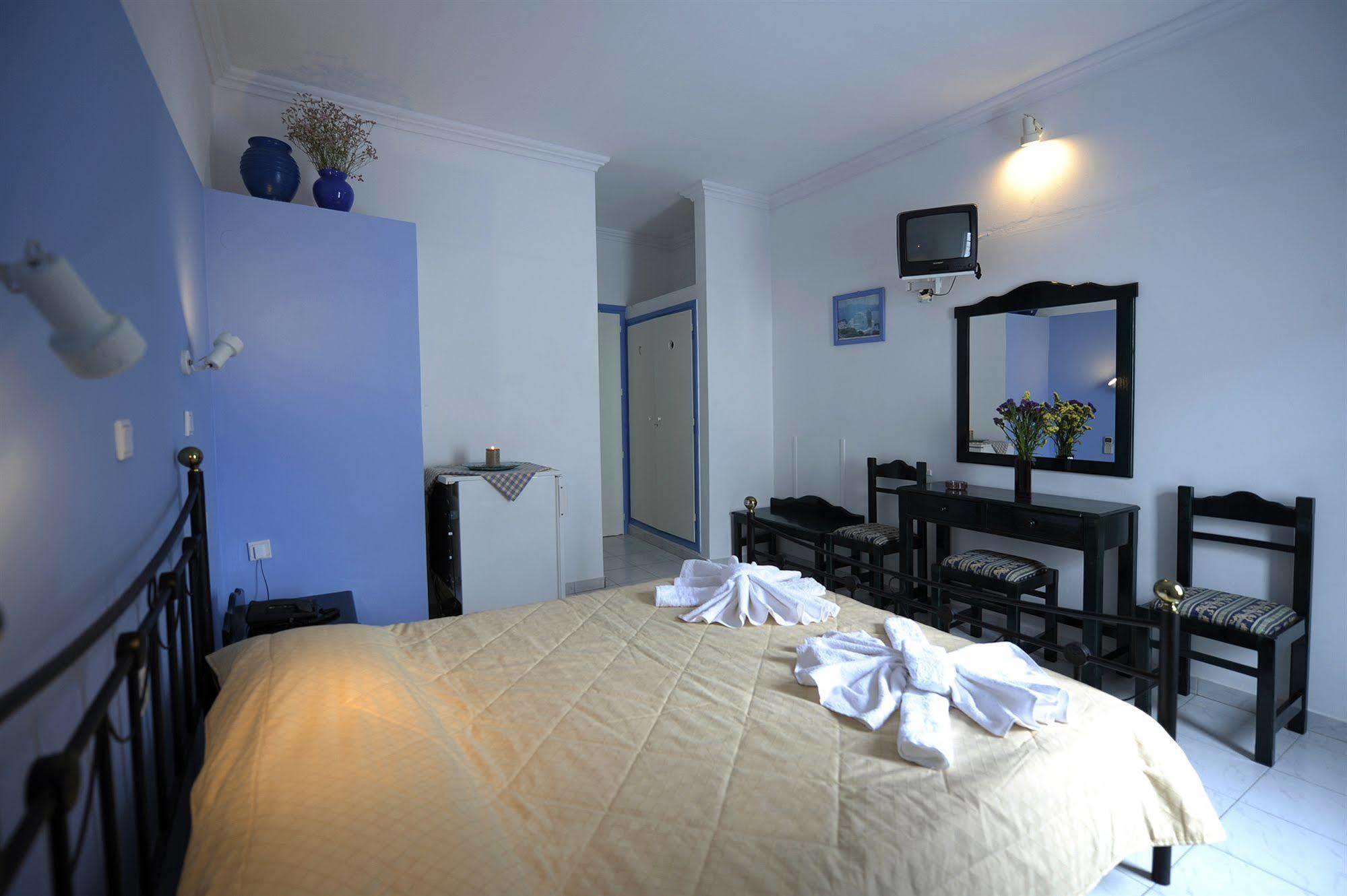 Corali Hotel Adamantas  Bagian luar foto