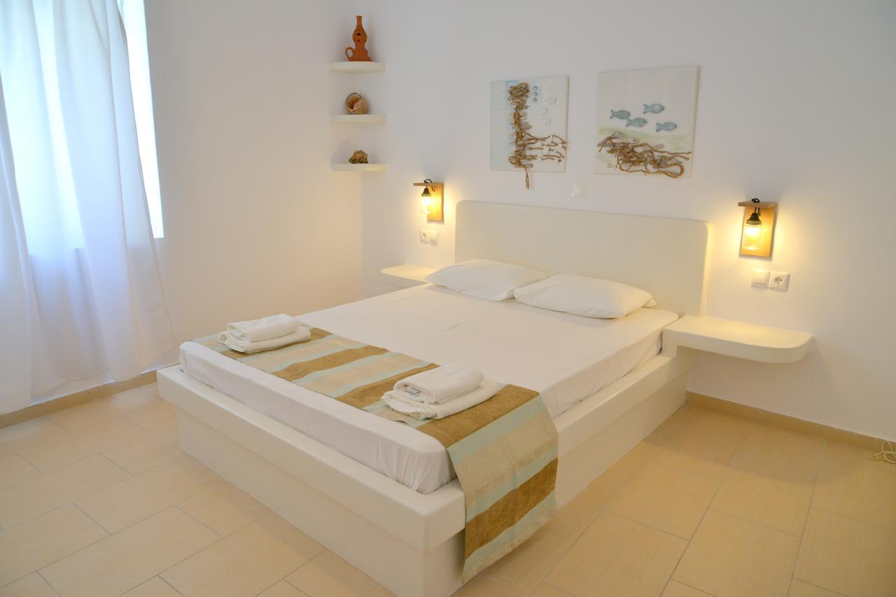 Corali Hotel Adamantas  Bagian luar foto