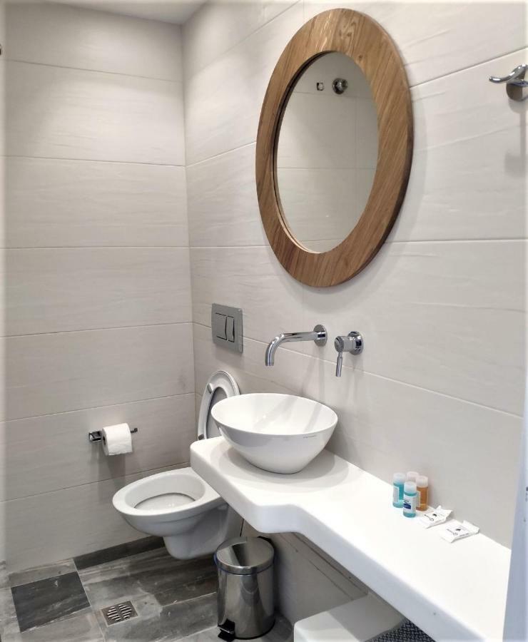 Corali Hotel Adamantas  Bagian luar foto